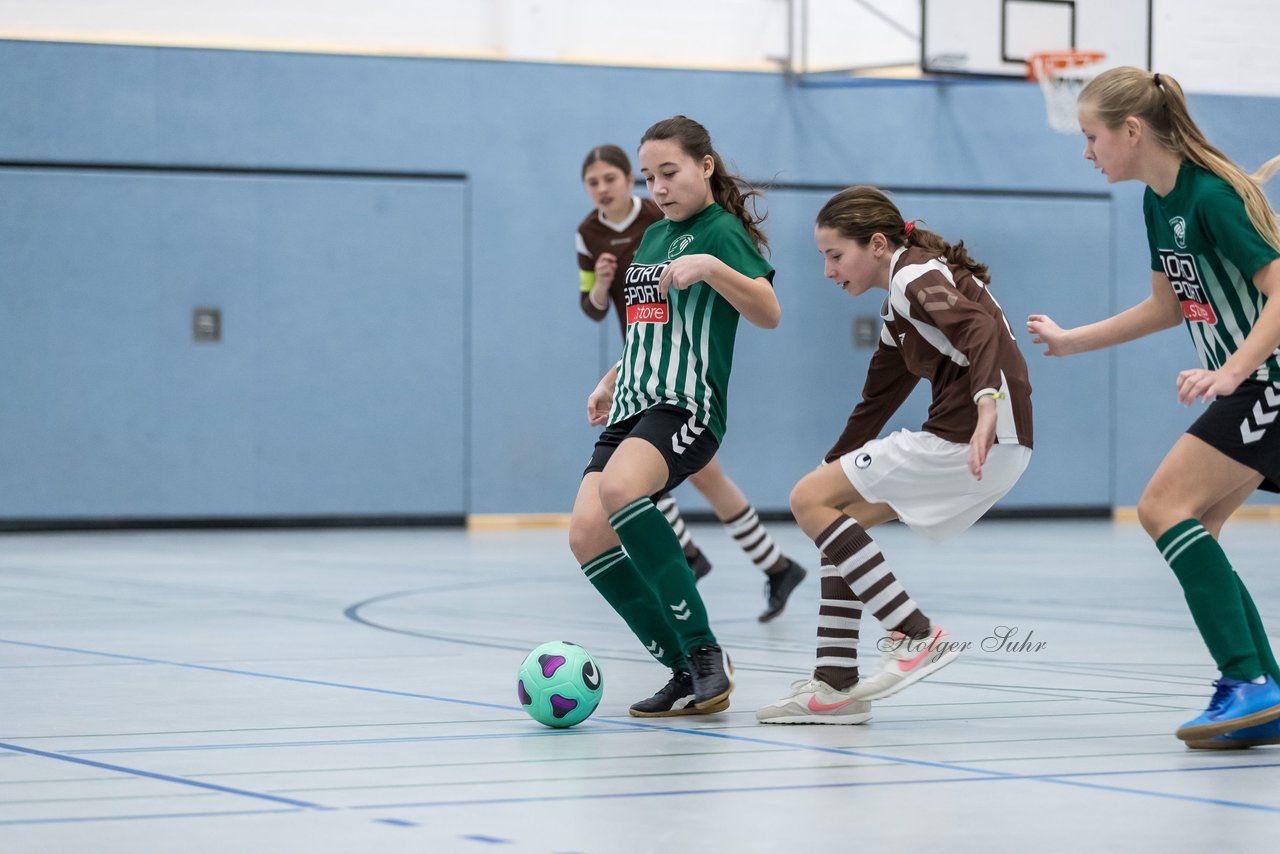 Bild 587 - C-Juniorinnen 2 Loewinnen Cup